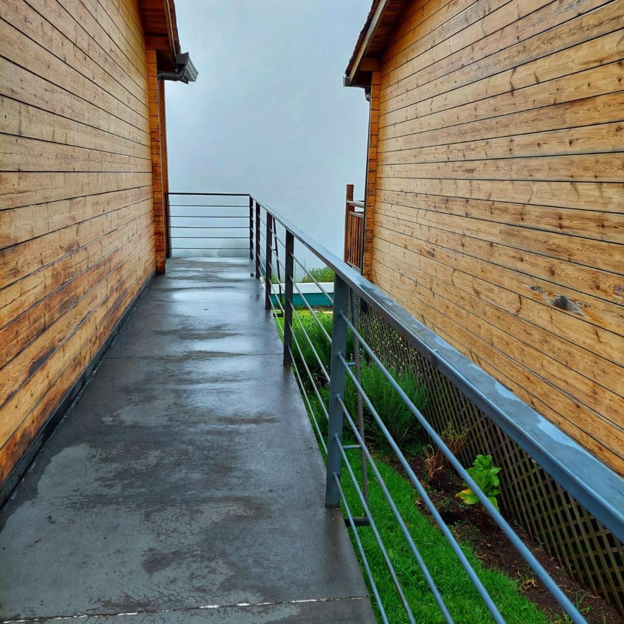 Hotel Cabanas Y Mirador Secret Garden Cr Cartago Exterior photo
