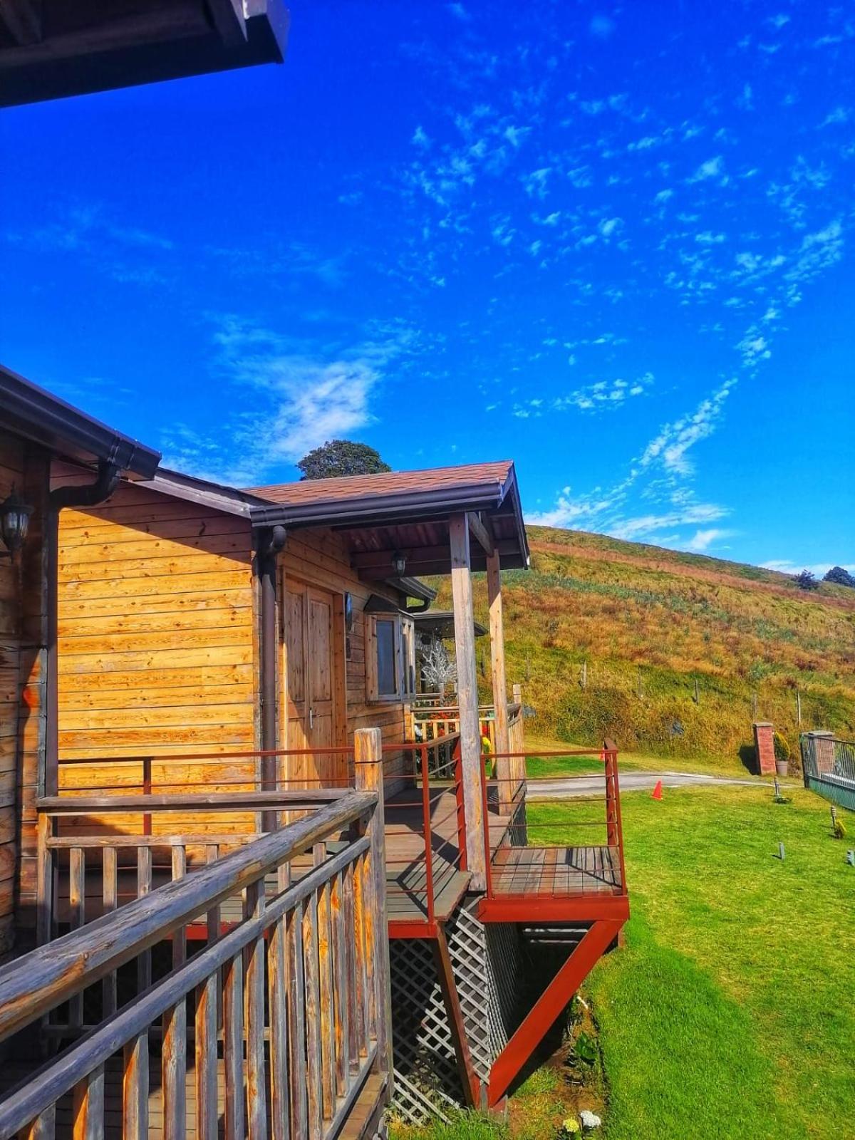 Hotel Cabanas Y Mirador Secret Garden Cr Cartago Exterior photo